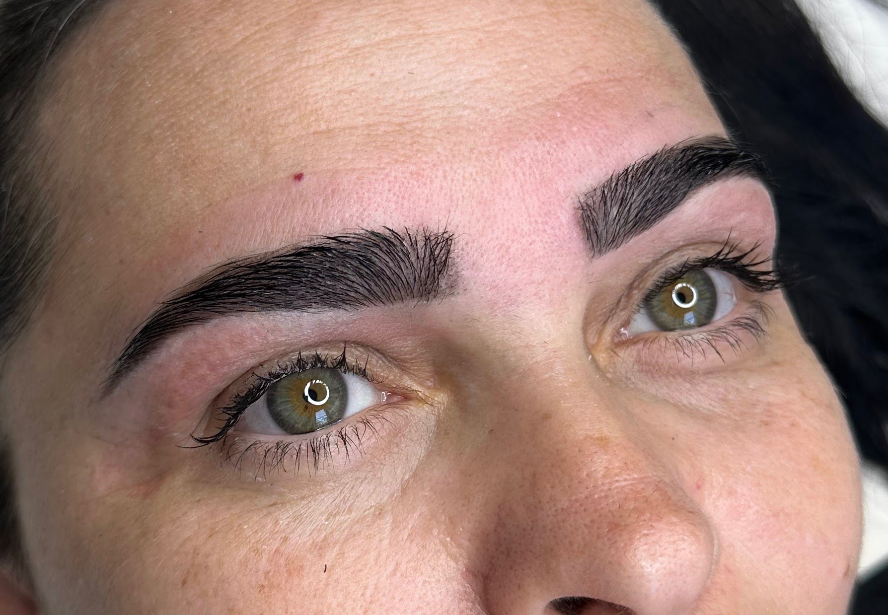 Brow Architecture & Henna Design - AFTER