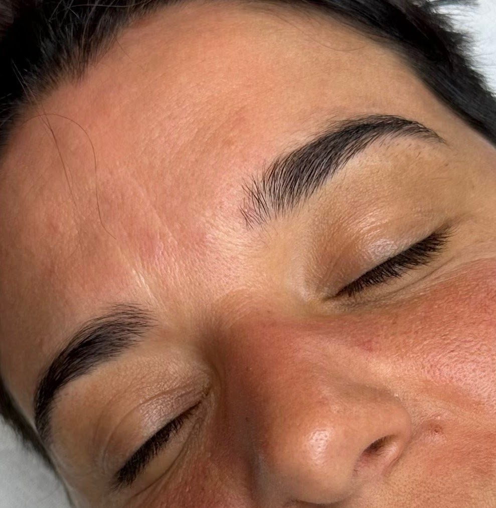 Full Eye Combo: Brow Architecture, Henna & Lash Extensions - BEFORE